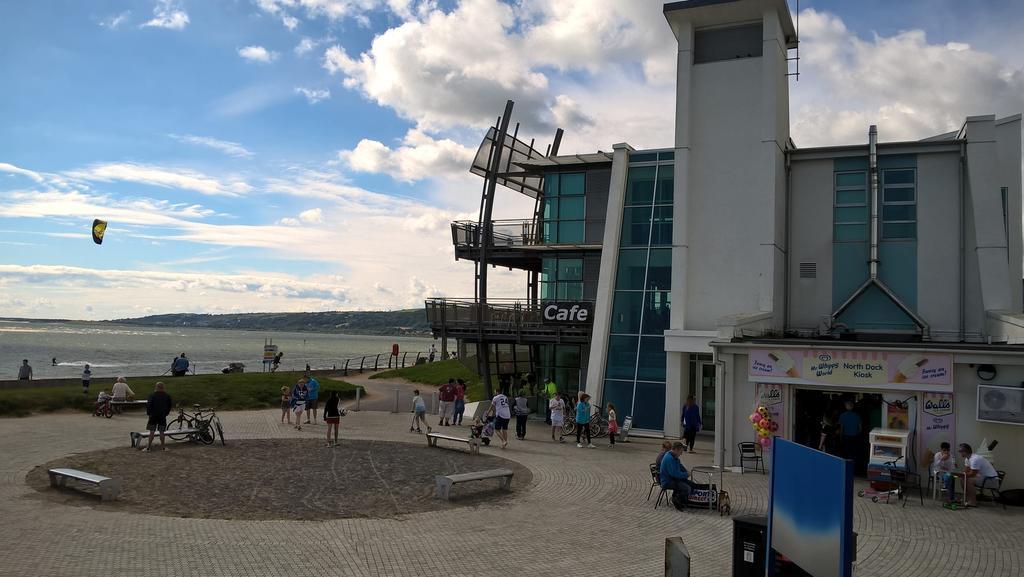 Coastal Apartments - Wales Swansea Buitenkant foto